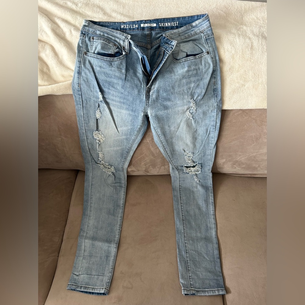 Light wash UH distressed denim